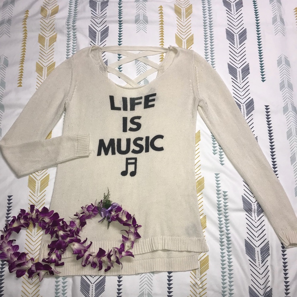 Knitted long sleeve
